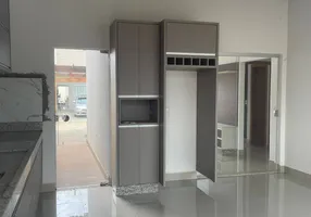 Foto 1 de Casa de Condomínio com 2 Quartos à venda, 89m² em Setor Lagoa Quente, Caldas Novas