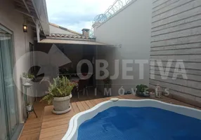 Foto 1 de Casa de Condomínio com 2 Quartos à venda, 96m² em Granada, Uberlândia