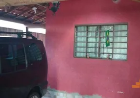 Foto 1 de Casa com 2 Quartos à venda, 130m² em Jardim Gurilândia, Taubaté