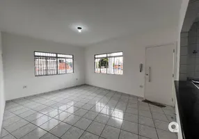 Foto 1 de Sobrado com 3 Quartos para alugar, 120m² em Vila Fachini, São Paulo