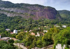 Foto 1 de Casa com 4 Quartos à venda, 264m² em Alto da Boa Vista, Rio de Janeiro