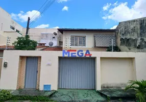 Foto 1 de Casa com 4 Quartos à venda, 180m² em Maraponga, Fortaleza