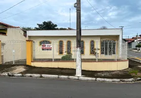 Foto 1 de Casa com 4 Quartos à venda, 150m² em Jardim Amália, Caçapava