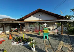 Foto 1 de Casa com 4 Quartos à venda, 150m² em Salinas, Balneário Barra do Sul