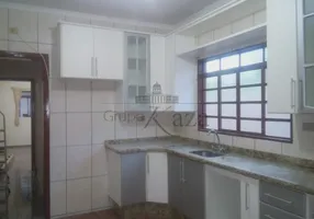 Foto 1 de Casa com 2 Quartos à venda, 128m² em Jardim Didinha, Jacareí