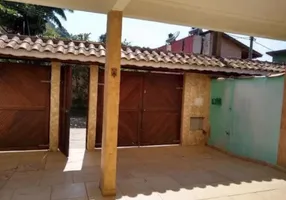 Foto 1 de Casa com 8 Quartos à venda, 150m² em Praia das Toninhas, Ubatuba