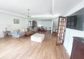 Foto 1 de Casa de Condomínio com 5 Quartos à venda, 330m² em Itaipava, Petrópolis