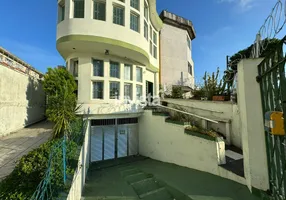 Foto 1 de Casa com 1 Quarto à venda, 980m² em Macuco, Santos