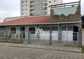 Foto 1 de Casa com 3 Quartos para alugar, 224m² em Sao Joao, Itajaí