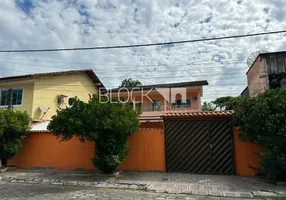 Foto 1 de Casa com 5 Quartos à venda, 520m² em Vila Muriqui, Mangaratiba