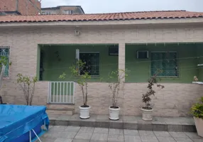 Foto 1 de Casa com 3 Quartos à venda, 110m² em Vigário Geral, Rio de Janeiro