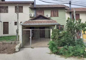 Foto 1 de Casa com 2 Quartos à venda, 54m² em Centro, Viamão