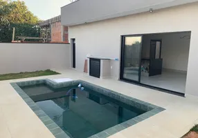 Foto 1 de Sobrado com 3 Quartos à venda, 213m² em Valinhos, Valinhos