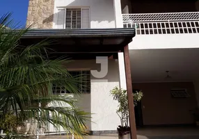 Foto 1 de Casa com 3 Quartos à venda, 310m² em Loteamento Rio Acima, Mogi das Cruzes