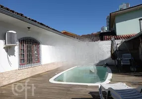 Foto 1 de Casa com 3 Quartos à venda, 97m² em Itacorubi, Florianópolis