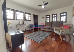 Foto 1 de Casa com 2 Quartos à venda, 128m² em Jardim Bela Vista, Jacareí