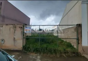 Foto 1 de Lote/Terreno para venda ou aluguel, 207m² em Centro, São Carlos