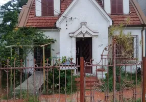 Foto 1 de Casa com 4 Quartos à venda, 200m² em Teresópolis, Porto Alegre