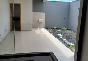 Foto 1 de Casa com 2 Quartos à venda, 89m² em Novo Mundo, Uberlândia