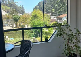 Foto 1 de Apartamento com 3 Quartos à venda, 145m² em Castelanea, Petrópolis
