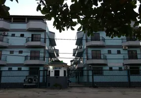 Foto 1 de Apartamento com 2 Quartos à venda, 77m² em Balneario São Pedro, São Pedro da Aldeia