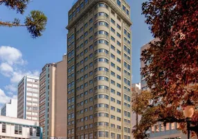 Foto 1 de Apartamento com 1 Quarto à venda, 26m² em Centro, Curitiba
