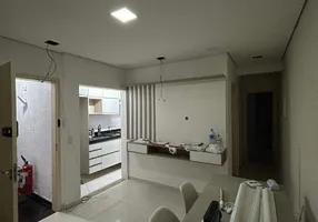 Foto 1 de Apartamento com 2 Quartos para alugar, 45m² em Vila Helena, Santo André