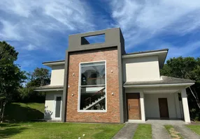 Foto 1 de Casa com 3 Quartos à venda, 250m² em Capao, Garopaba