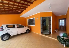 Foto 1 de Sobrado com 3 Quartos à venda, 160m² em Jardim Sul, São José dos Campos