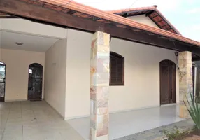 Foto 1 de Casa com 3 Quartos à venda, 230m² em Alvorada, Contagem