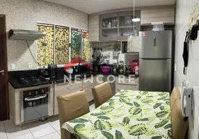 Foto 1 de Casa de Condomínio com 2 Quartos à venda, 68m² em Itaquera, São Paulo
