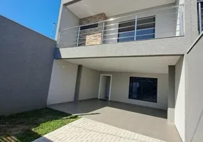 Foto 1 de Sobrado com 3 Quartos à venda, 180m² em Fazenda Velha, Araucária