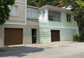 Foto 1 de Casa com 3 Quartos para alugar, 118m² em Valparaiso, Petrópolis