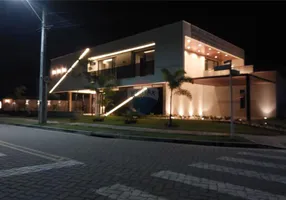 Foto 1 de Apartamento com 4 Quartos à venda, 383m² em Cidade Alpha, Eusébio