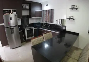 Foto 1 de Casa com 3 Quartos à venda, 144m² em Jardim Doutor Paulo Gomes Romeo, Ribeirão Preto