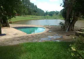 Foto 1 de Fazenda/Sítio com 3 Quartos à venda, 501m² em , Paraíba do Sul