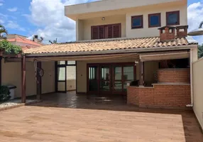 Foto 1 de Sobrado com 4 Quartos à venda, 400m² em Vila Irmãos Arnoni, São Paulo
