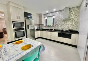 Foto 1 de Casa com 4 Quartos à venda, 219m² em Vila Carioca, Guarulhos