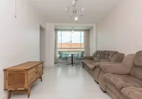 Foto 1 de Apartamento com 2 Quartos à venda, 70m² em Rio Verde, Colombo