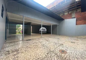 Foto 1 de Lote/Terreno à venda, 500m² em Centro, Cascavel
