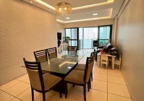 Foto 1 de Apartamento com 4 Quartos à venda, 136m² em Boa Viagem, Recife