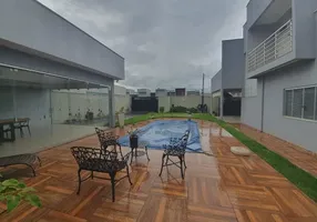 Foto 1 de Sobrado com 3 Quartos à venda, 312m² em Prado Velho, Curitiba