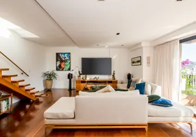 Foto 1 de Cobertura com 2 Quartos para alugar, 320m² em Santa Teresa, Rio de Janeiro