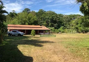 Foto 1 de Fazenda/Sítio com 3 Quartos à venda, 4800m² em Capuava, São José dos Campos