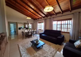 Foto 1 de Casa com 5 Quartos à venda, 270m² em Granja Viana, Cotia