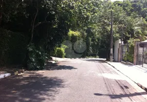 Foto 1 de Casa de Condomínio com 3 Quartos à venda, 300m² em Real Parque, São Paulo