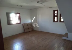 Foto 1 de Casa com 2 Quartos à venda, 130m² em Guarujá, Porto Alegre