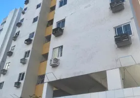 Foto 1 de Apartamento com 2 Quartos à venda, 74m² em Boa Viagem, Recife