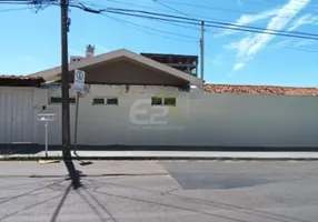 Foto 1 de Casa com 3 Quartos para alugar, 300m² em Jardim Santa Paula, São Carlos