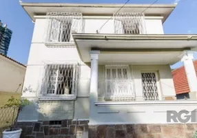Foto 1 de Casa com 4 Quartos à venda, 361m² em Petrópolis, Porto Alegre